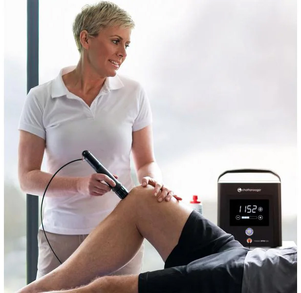 Apparecchio per terapia ad onde d’urto Chattanooga Intelect RPW Lite
