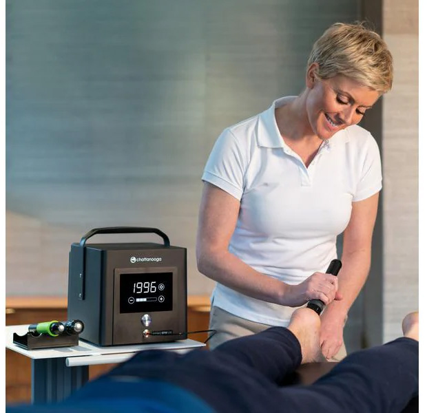 Apparecchio per terapia ad onde d’urto Chattanooga Intelect RPW Lite